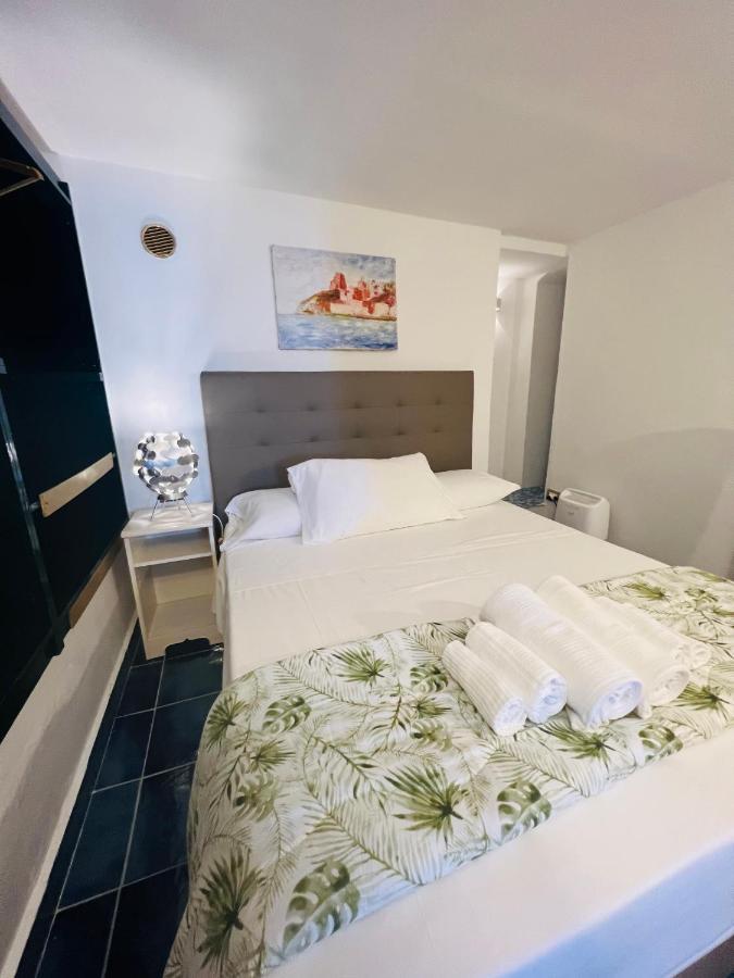 Villa Isabella Ponza Exterior photo